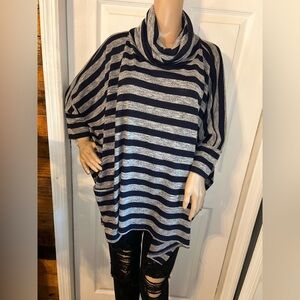 Umgee Womens Cowl Neck Poncho Pullover Top Size SMALL navy blue and Gray Striped